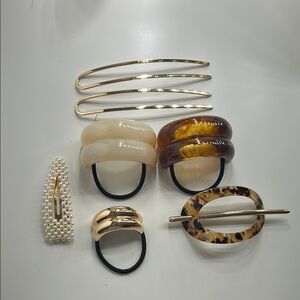 Anthropologie Gold and Cream Hair Accessories Set